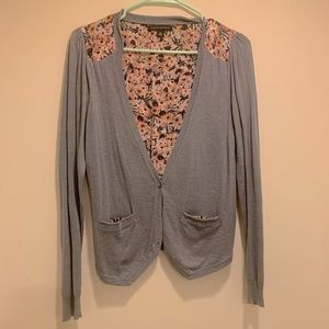 Stylish cardigan